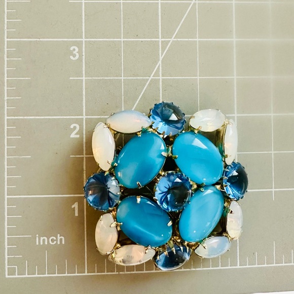 Vintage Blue Rhinestone Brooch - Picture 5 of 14